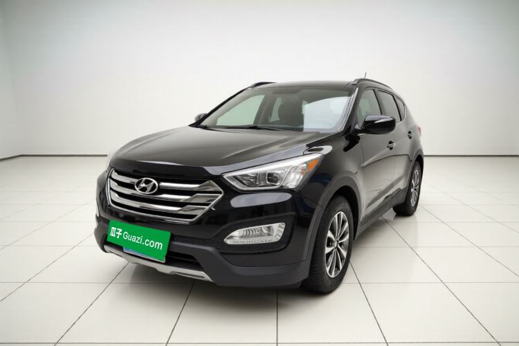 Used Hyundai Santa Fe 2013 2.4L Automatic Two-Wheel Drive Smart Version