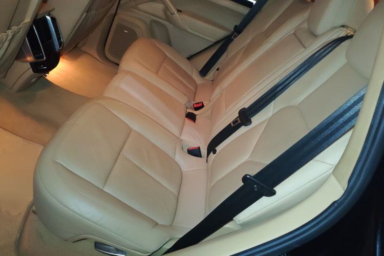 Used Porsche Cayenne 2011 Cayenne 3.0T Left Rear Seat