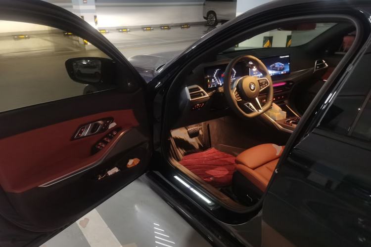 Used BMW 3 Series 2025 330i M Sport Night Edition Package Driver Seat