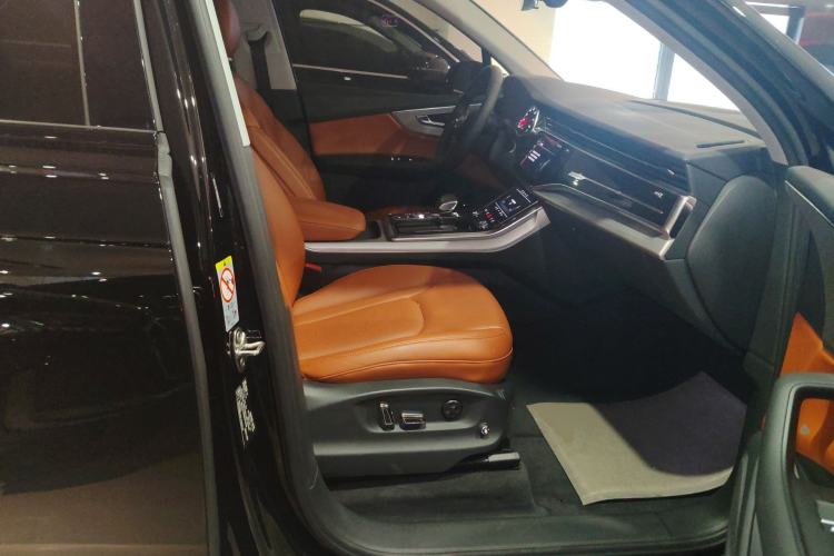 Used Audi Q7 2021 2.0T Standard Version European Specification