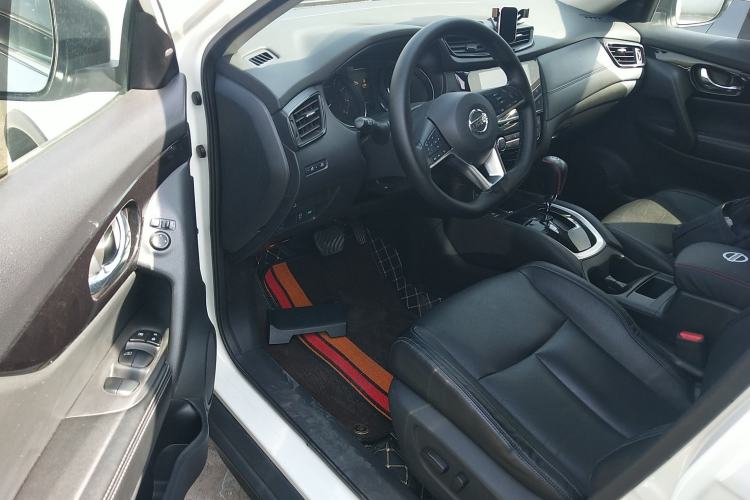 Used Nissan X-Trail 2019 2.0L CVT Smart Connect Comfort Edition 2WD
