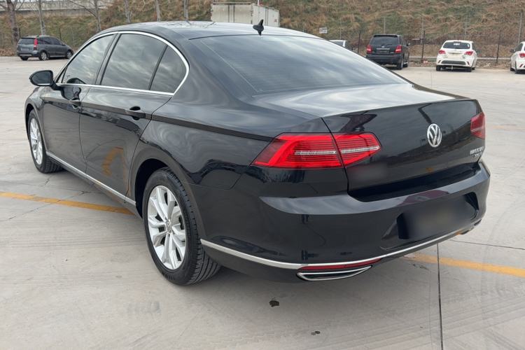 Used Volkswagen Magotan 2019 330TSI DSG Luxury Version China VI Standard
