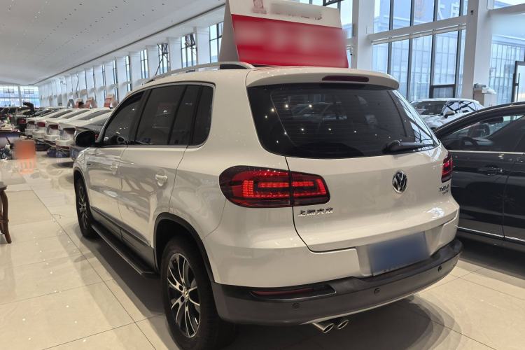 Used Volkswagen Tiguan L 2015 1.8TSI Automatic All-Wheel-Drive Luxury Model