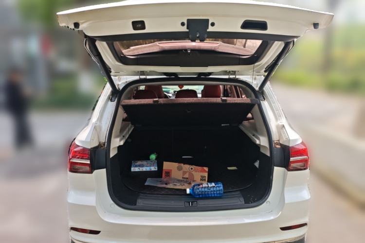 Used Roewe RX5 New Energy 2017 eRX5 50T Hybrid Connected Prestige Flagship Edition Trunk