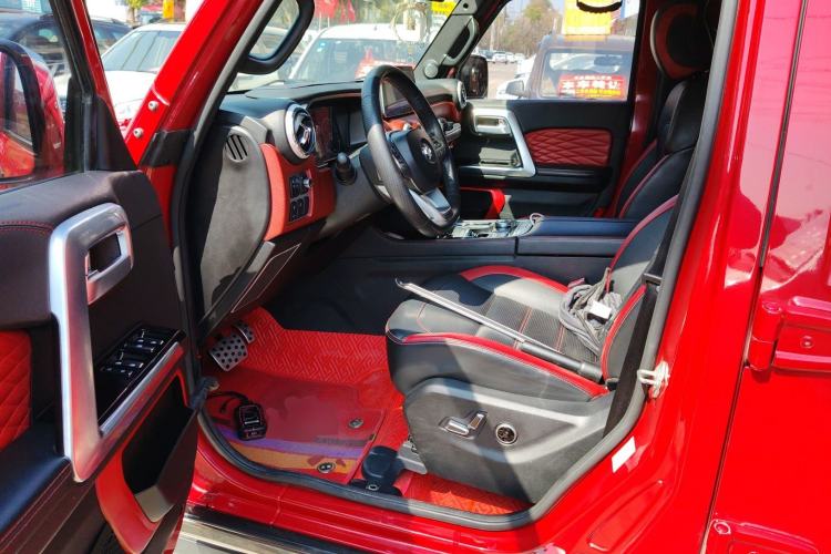 Used BAIC Off-Road BJ40 2019 2.3T Automatic Four-Wheel Drive Urban Hunter Edition Premium Model China VI Emission Standard