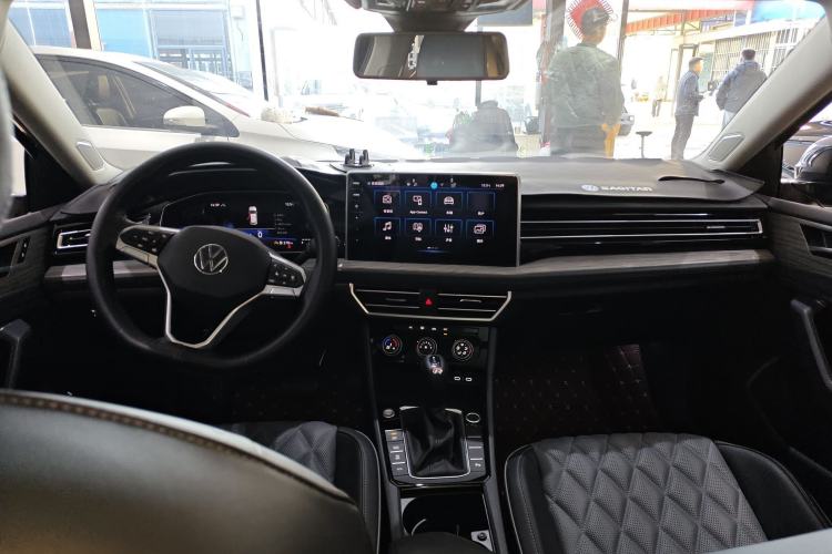 Used Volkswagen Sagitar 2023 300TSI DSG Excellence Edition
