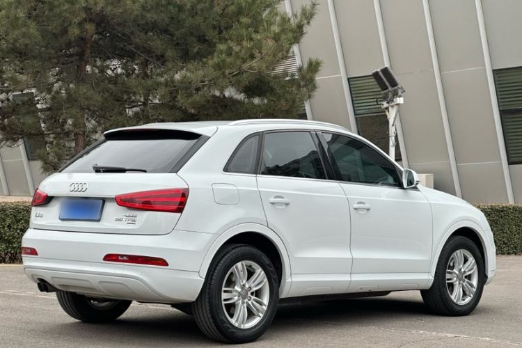 Used Audi Q3 2015 35 TFSI quattro Technology Edition Exterior 3