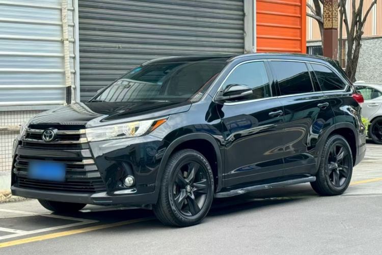 Used Toyota Highlander 2018 2.0T Four-Wheel Drive Knight Edition 7 Seats China VI Standard
