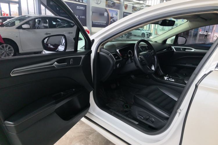 Used Ford Mondeo 2017 EcoBoost 200 Stylish Model