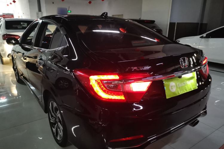 Used Honda Crider 2016 1.8L CVT Luxury Edition Exterior 2