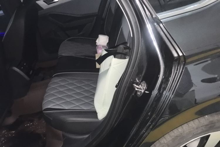 Used Volkswagen Sagitar 2025 Revised Version 2 300TSI DSG Excellence Edition
