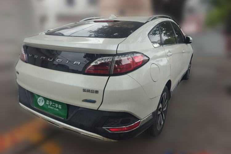 Used Venucia T90 2017 2.0L CVT Smart Edition