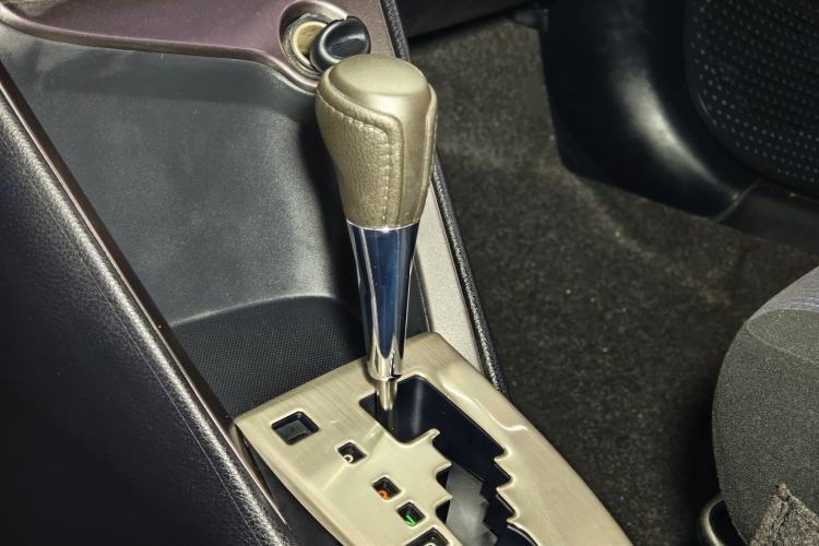 Used Toyota YARiS L Zhi Xuan 2015 1.5E Automatic Charm Edition