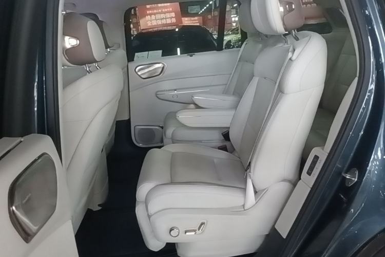 Used Lynk & Co 900 2025 2.0T Ultra
