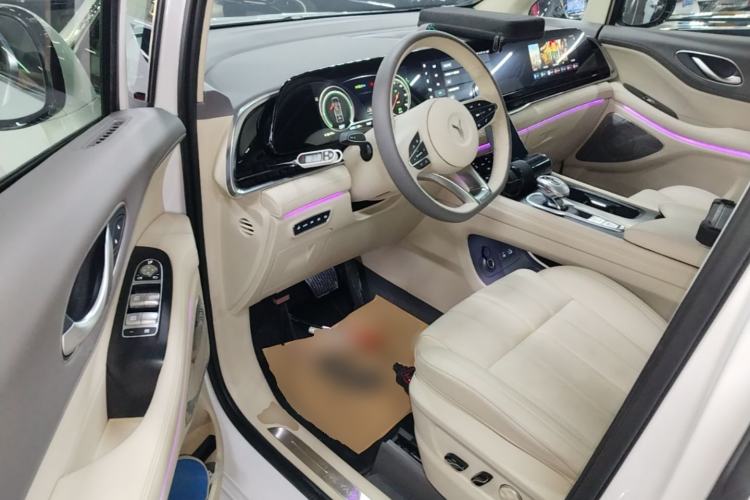 Used VOYAH Dream 2024 PHEV Extended-Range Premium Edition Driver Seat