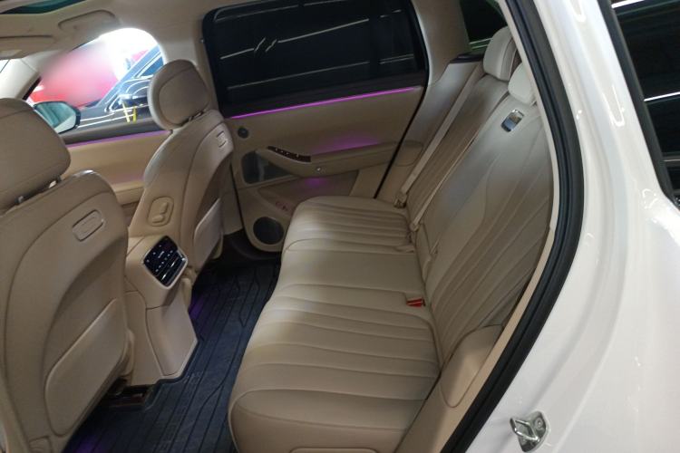 Used Hima AITO M7 2026 Model Range-Extending Max All-Wheel Drive 5-Seater Version Left Rear Seat