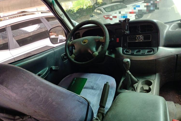 Used Jinbei Hiace 2011 2.0L 5th Generation Kuaiyunwang Standard Version 4G20B Steering Wheel