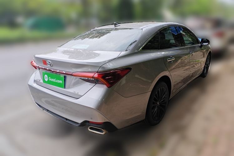 Used Toyota Avalon 2023 2.0L XLE Deluxe Edition
