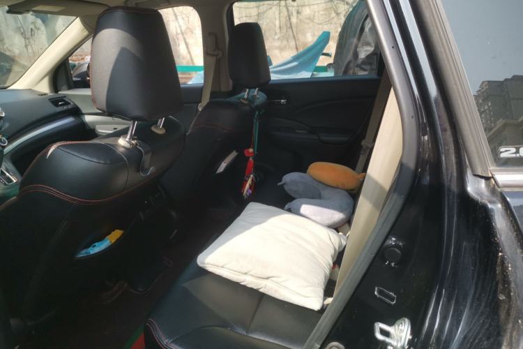 Used Honda CR-V 2016 2.0L two-wheel drive Urban Edition Left Rear Seat