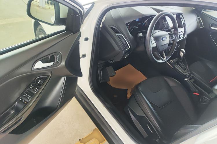 Used Ford Focus 2015 Sedan 1.6L Automatic Trend Model
