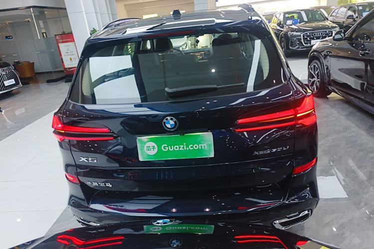 Used BMW X5 2023 xDrive 30Li Luxury M Sport Night Edition Package