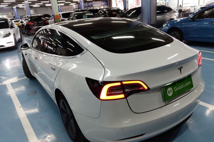 Used Tesla Model 3 2019 Long-Range Rear-Wheel-Drive Version