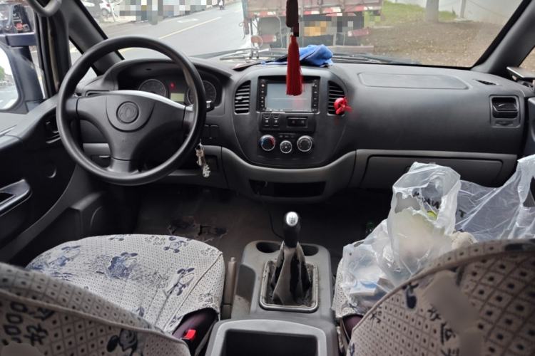 Used FORTHING Lingzhi 2013 M3 1.6L 7-Seater Comfort Model