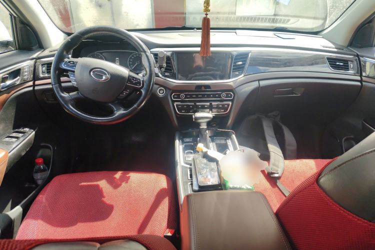 Used GAC Trumpchi GS8 2017 320T Two-Wheel Drive Luxury Smart Connectivity Version (7 Seats)