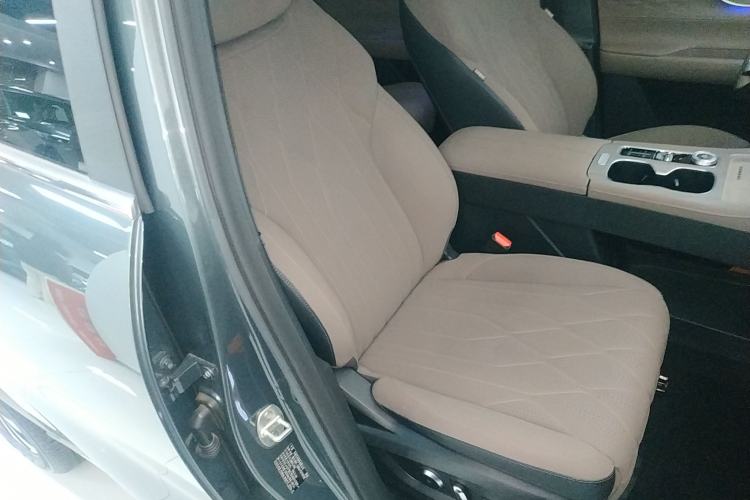 Used Chery Tiggo 8 PLUS 2025 290TGDI DCT Prestige 5-Seater