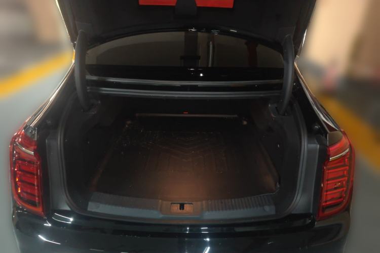 Used Hongqi H9 2022 2.0T Smart Connect Flagship Edition Trunk