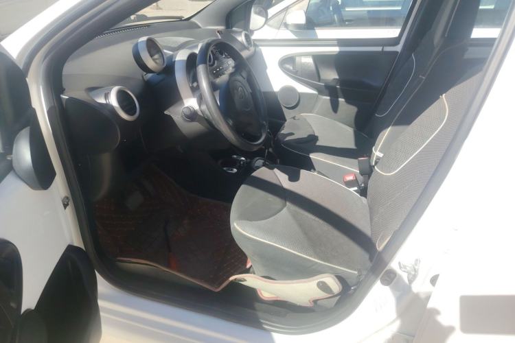 Used BYD F0 2015 1.0L AMT XuanKu Model Left Front Seat