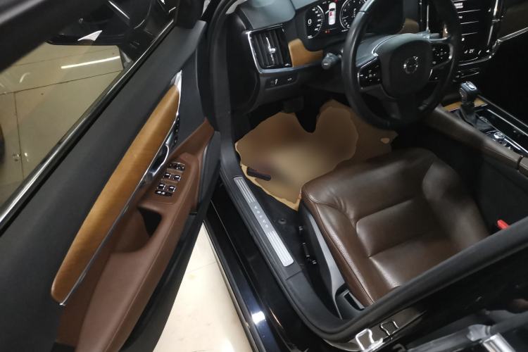 Used Volvo S90 2020 T5 Zhiyi Luxury Edition