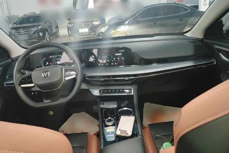 Used CHANGAN Eado 2024 PLUS Blue Whale NE 1.4T GDI DCT High-Energy Edition
