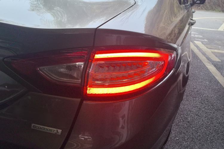 Used Ford Mondeo 2013 1.5L GTDi180 Fashion Edition Right Rear Taillight