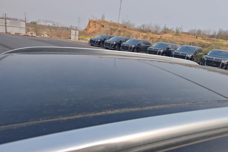 Used Hongqi HS5 2023 2.0T Qixiang Pro Edition Roof
