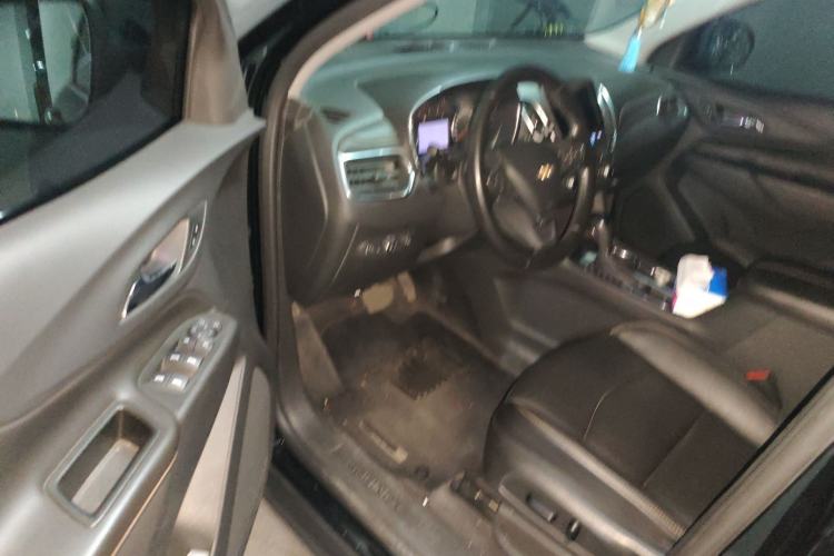 Used Chevrolet Equinox 2018 535T Automatic YuJie Edition