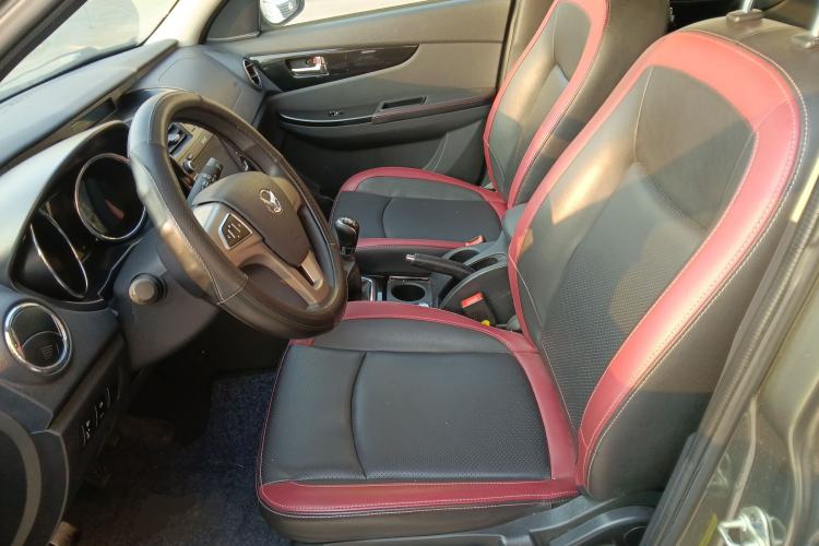 Used HYOSOW S3 2014 1.5L Comfort Version China IV Emission Standard Left Front Seat