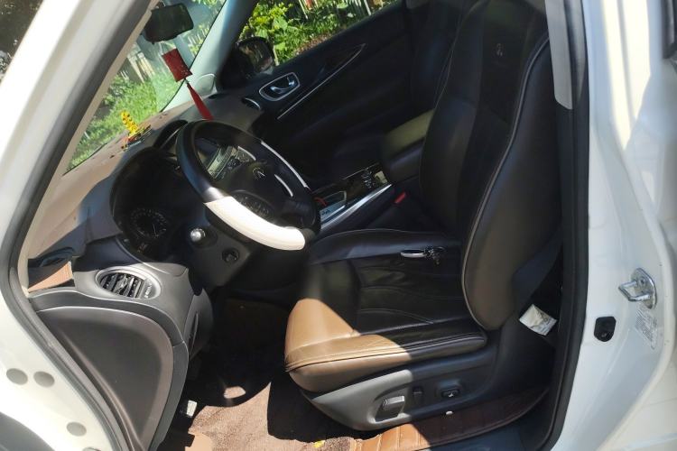 Used Infiniti QX60 2014 2.5 S/C Hybrid Two-Wheel Drive Excellence Edition
