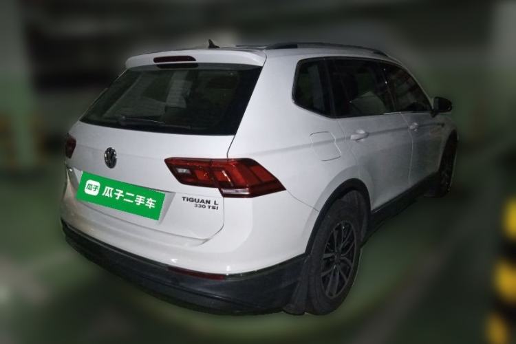 Used Volkswagen Tiguan L 2018 330TSI Automatic Two-Wheel Drive Luxury Edition Rear Right 45 Deg