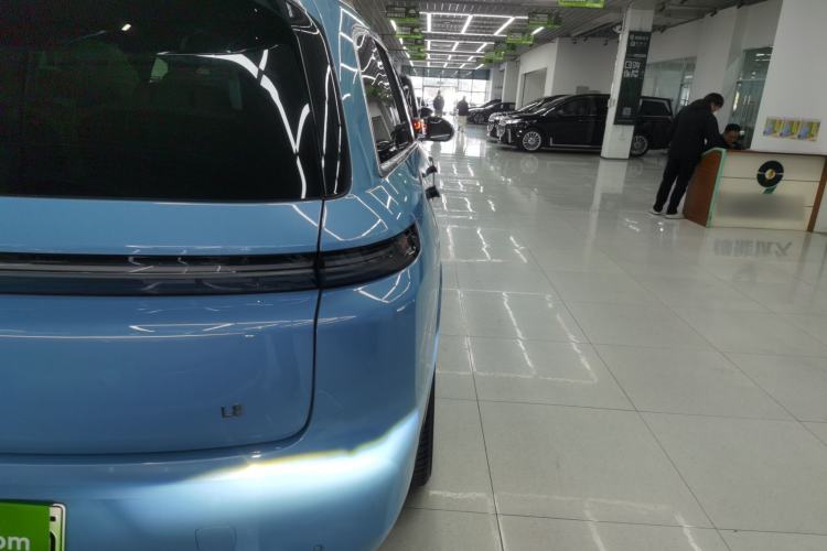 Used Li Auto L8 2024 Ultra Model
