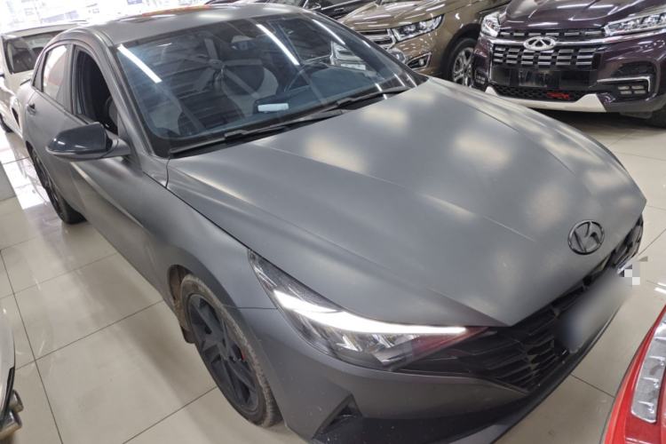 Used Hyundai Elantra 2022 1.5L CVT 20th Anniversary Edition Front Right 45 Deg