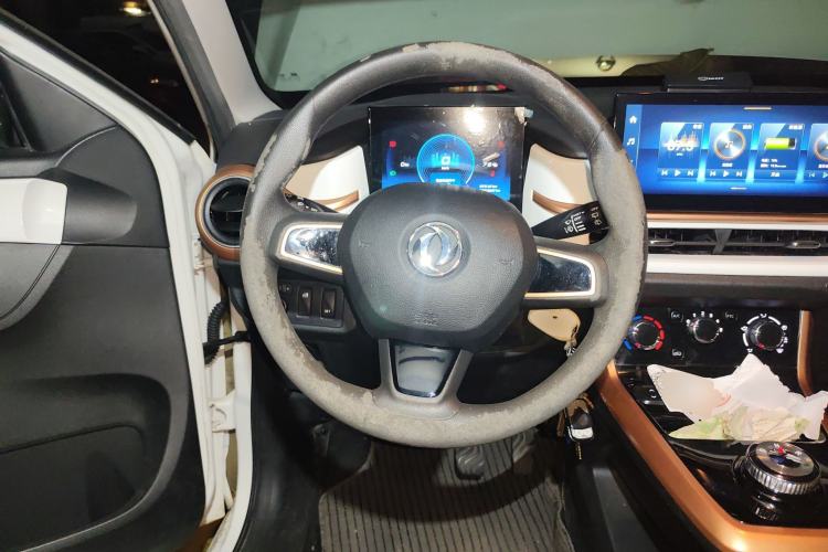 Used Dongfeng NAMMI BOX 2022 Chasing Wind Edition 331KM Advanced Model Steering Wheel