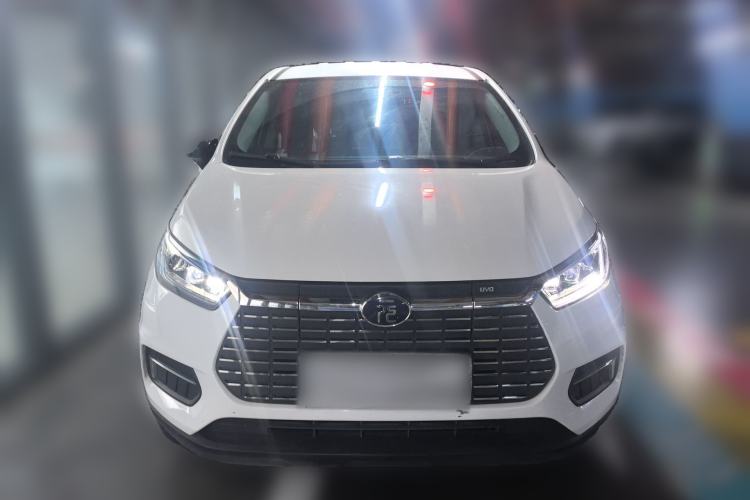 Used BYD Yuan New Energy 2019 EV535 Smart Connect Trendsetting Model Front