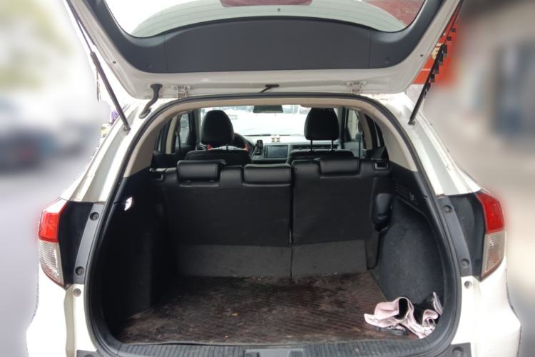 Used Honda Vezel 2022 1.5L CVT Phantom Night Pioneer Edition
