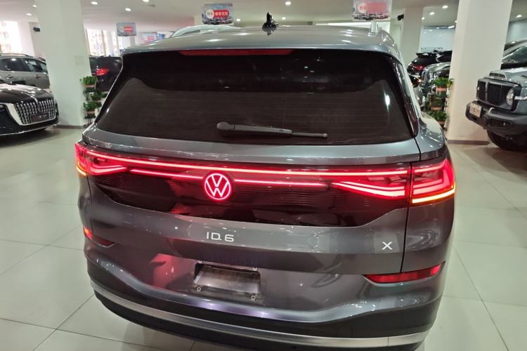 Used Volkswagen ID.6 X 2023 Ultra-Intelligent Long-Range Version Rear