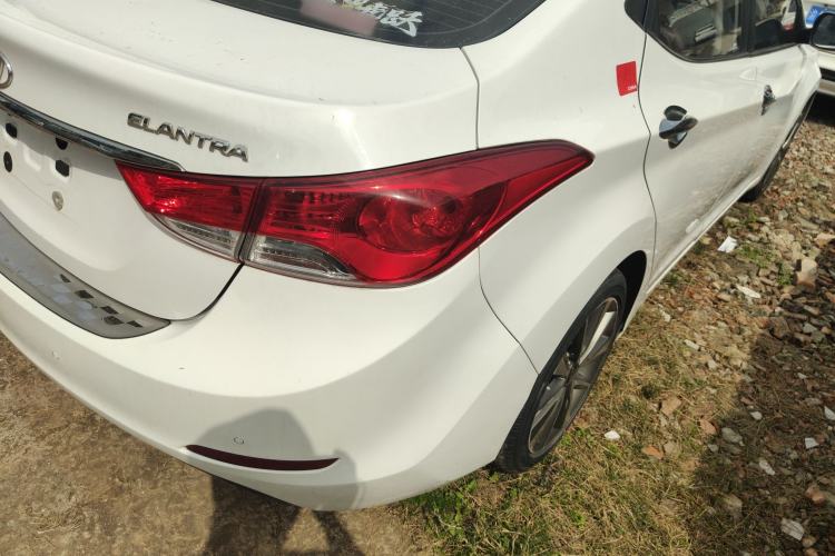 Used Hyundai Elantra (5th Generation / Langdong) 2015 1.6L Automatic Luxury Model
