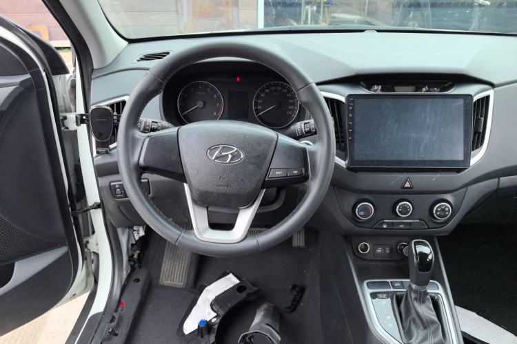 Used Hyundai ix25 2015 1.6L Automatic Two-Wheel Drive Smart GLS Trim
