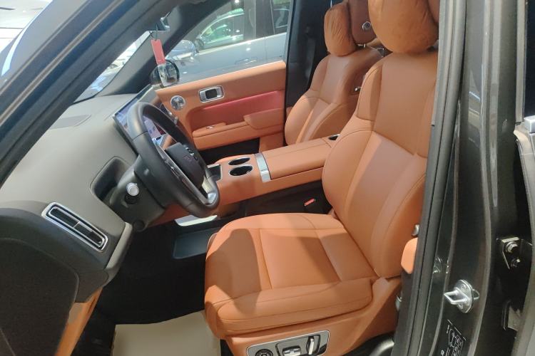 Used Li Auto L8 2025 Ultra Smart Refreshed Edition
