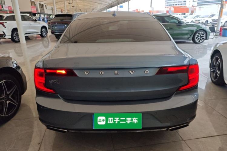 Used Volvo S90 2019 T4 Zhiyi Edition