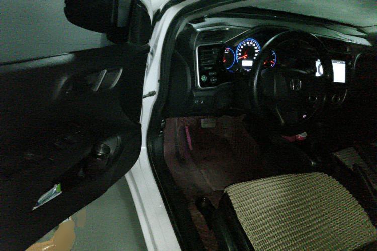 Used Honda City 2015 1.5L CVT Luxury Edition